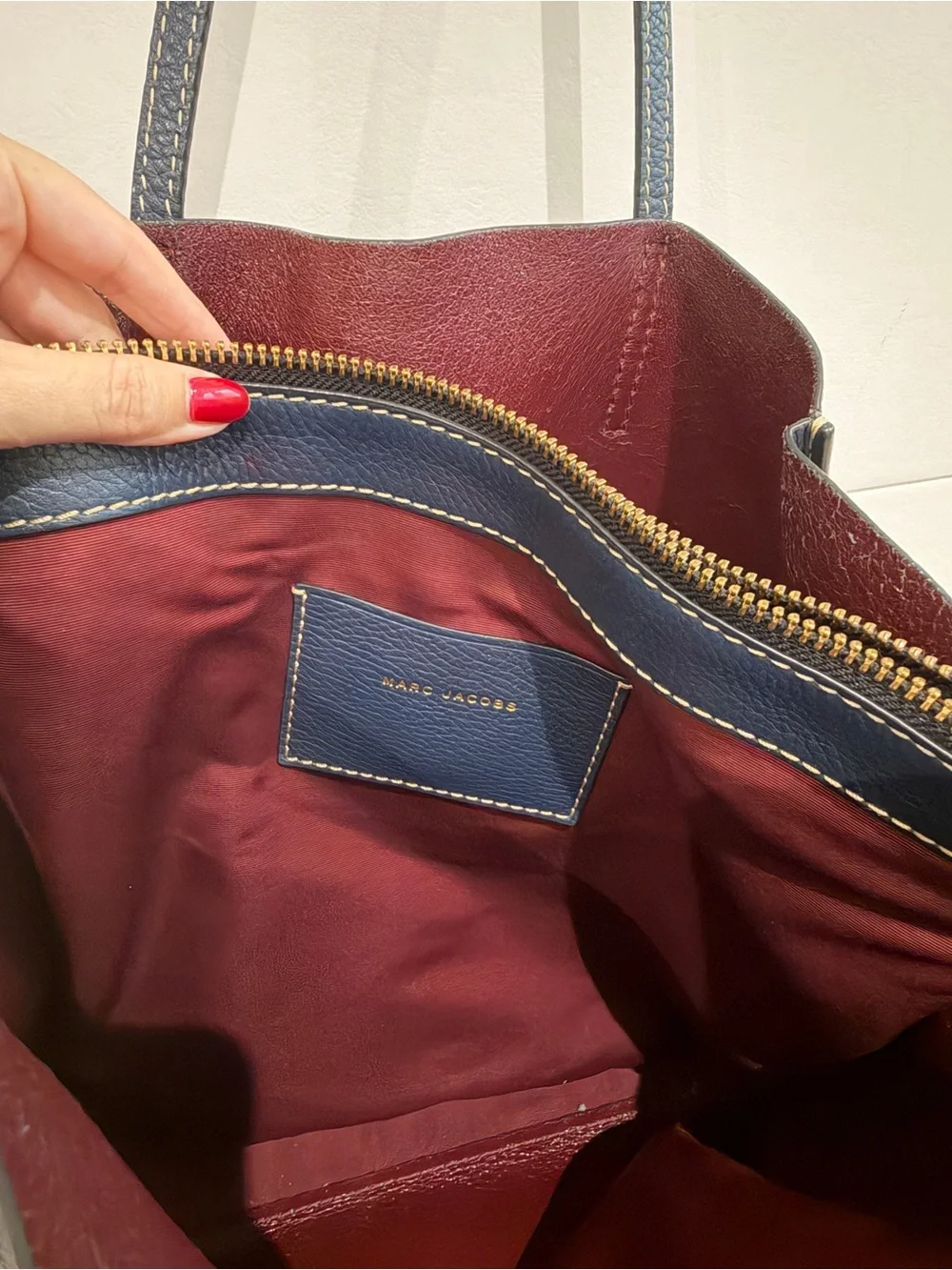 Marc Jacobs The Grind East/West Leather Navy Tote
